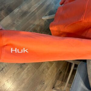 Huk women’s xl sweatshirt